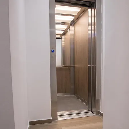 Apartment M Corner *
